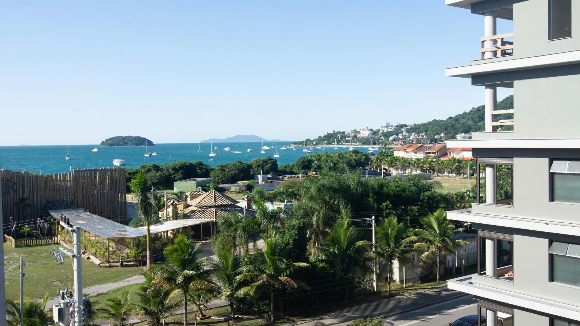 Vista Mar 1 Quadra Da Praia Em Jurere Mx8147 Florianópolis