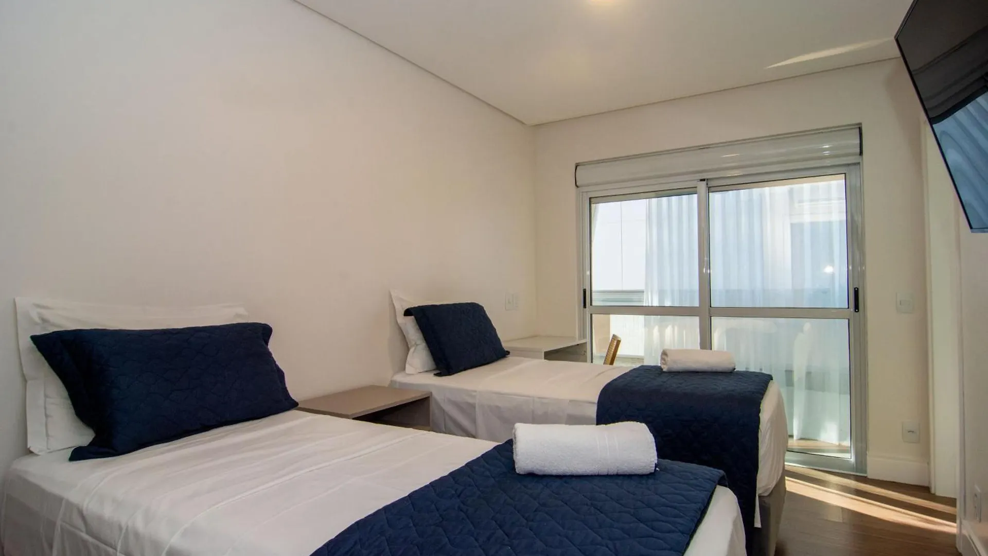 Apartment Vista Mar 1 Quadra Da Praia Em Jurere Mx8147 Florianópolis